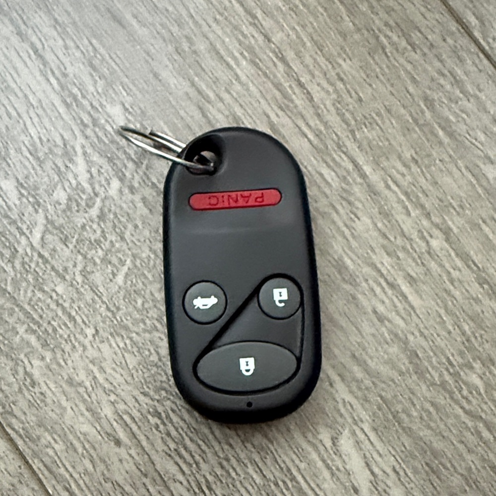 2000 Acura Integra Replacement Black and Red Car Key Fob Remote